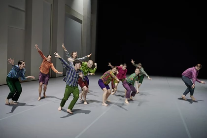 DFDC / Thomas Hauert - Playing With Sergei Martha and the others