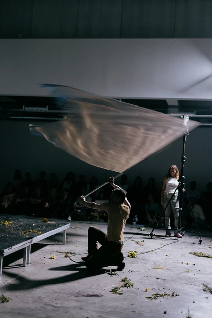  BRYANA FRITZ/THIBAULT LAC- Lick-Horn©Abrakadabra Studio