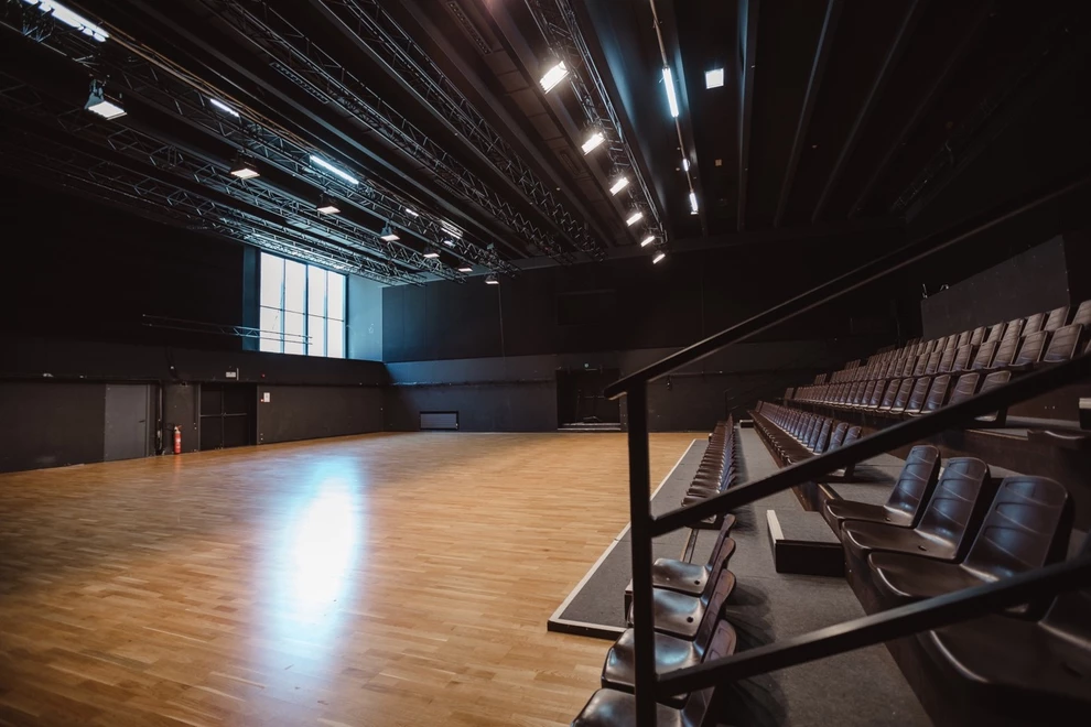 Grand Studio